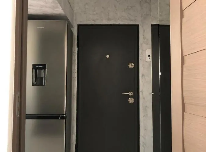 Elegant & Silver Luxury Апартаменты Крайова